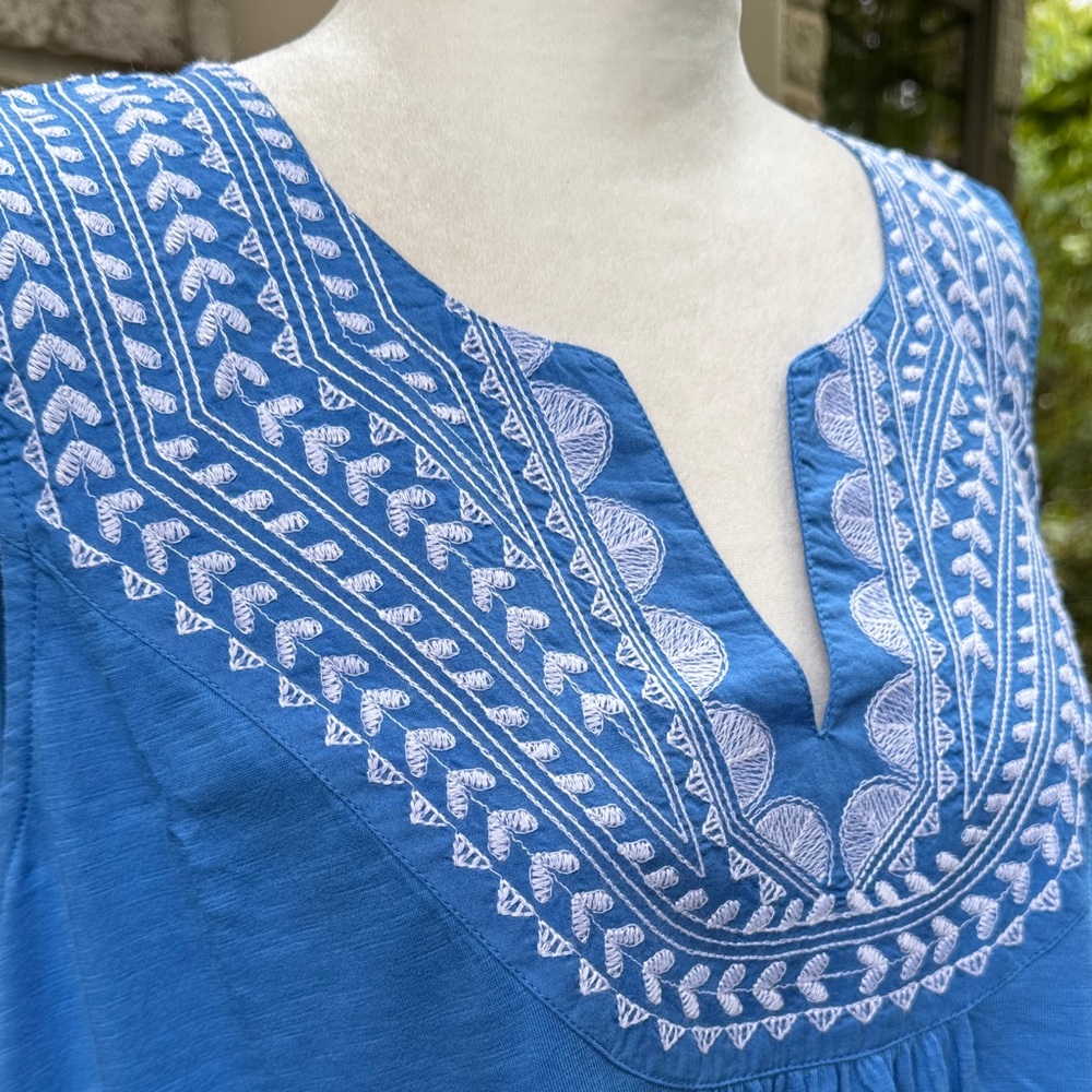 Brand New Susan Graver Sky Blue Embroidered Tank Top - Picture 2 of 13